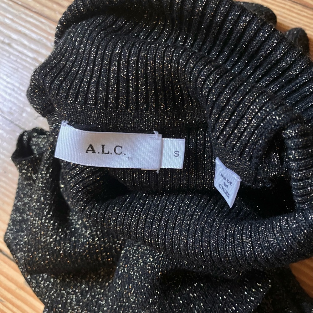 A.L.C. Minka Metallic Rib Knit Top Flutter Sleeve in Black Gold Sz S - Picture 7 of 10
